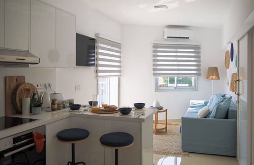 Paphos Apartment | Oceanfront Oasis: Phaedrus Living Seaside Flat with Views