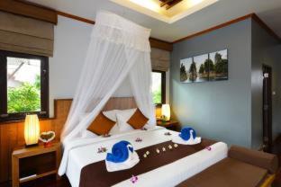 Baan Tai Resort | Experience Phangan Bayshore Resort with Oceanfront Views