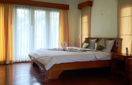Taling Ngam Hotel | Discover Phangka Paradise Resort with Pool & Restaurant