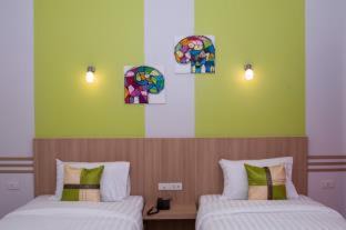 Bang Tao House | Budget-Friendly Phant at Thalang Service Apartment - 8.6/10