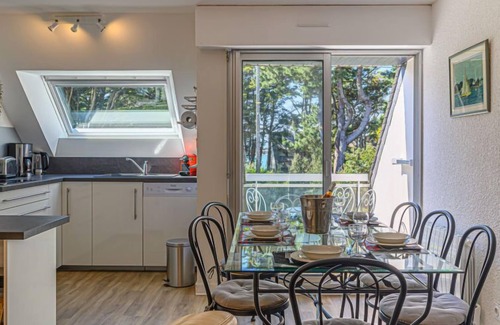 Saint-Philibert Apartment | Oceanfront Escape at Phare de Kernevest by Interhome