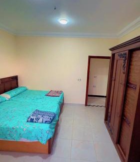 Al-Burulus Apartment | Relax at Pharma Beach Resort: Family-Friendly Getaway