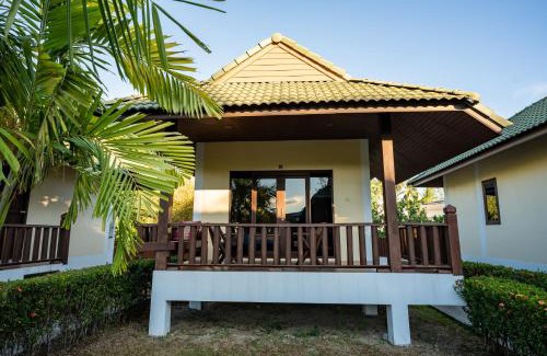 Ko Pha-ngan Resort | Discover Phatcharee Resort: Oceanfront Paradise Awaits