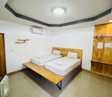 Nong Khae Hotel | Pet-Friendly Phattararesort: Ideal for Families on a Budget