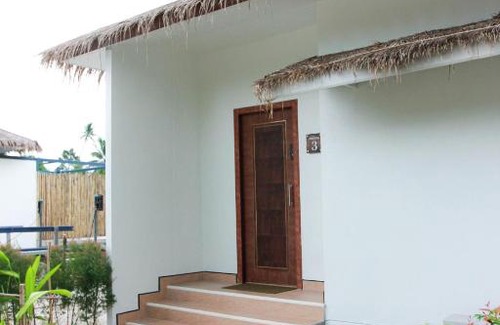 Ban Pa Yang House | Relax at Phetrapoolvilla: Private Pool & Hot Tub Retreat