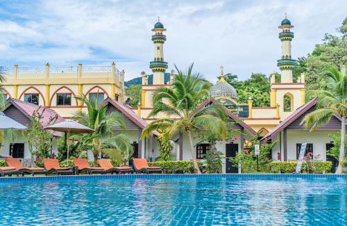 Ko Phi Phi Resort | Relaxing Stay at Phi Phi Andaman Legacy Resort with Pool