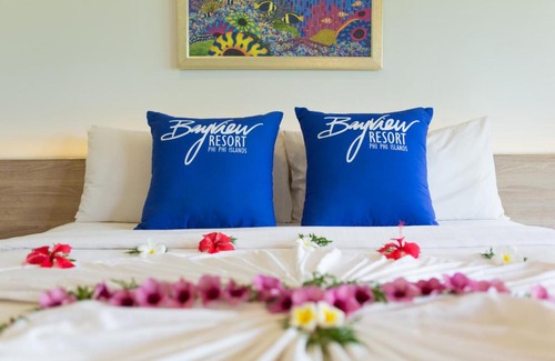 Ko Phi Phi Resort | Family-Friendly Phi Phi Bayview Premier Resort with Pool