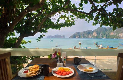 Ko Phi Phi Resort | Beachfront Bliss at Phi Phi Bayview Resort with Pool Access