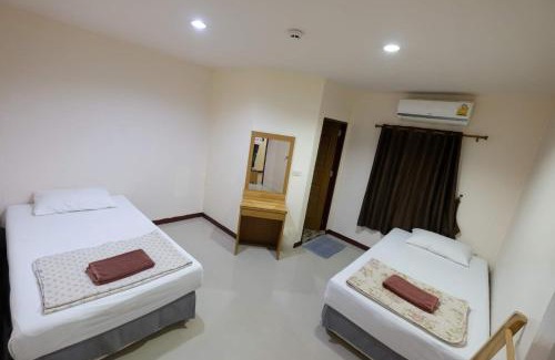 Ko Phi Phi Hotel | Budget-Friendly Stay at Phi Phi Blue Lagoon for Families