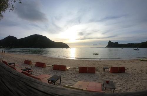Ko Phi Phi Hotel | Budget-Friendly Stay at Phi Phi Blue Lagoon for Families