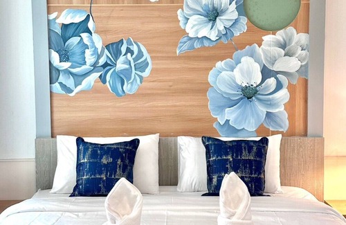 Ko Phi Phi Hotel | Discover Phi Phi Indigo Hotel: Family-Friendly with Breakfast