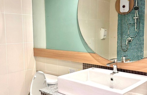Ko Phi Phi Hotel | Discover Phi Phi Indigo Hotel: Family-Friendly with Breakfast