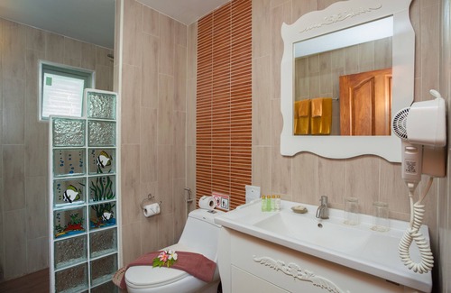 Ko Phi Phi Resort | Discover Phi Phi Natural Resort with Ocean View & Pool