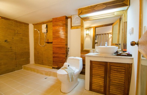 Ko Phi Phi Hotel | Discover Phi Phi The Beach Resort with Ocean Views & Spa