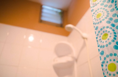 Ko Phi Phi Hotel | Relaxing Phi Phi Uphill Cottage with Pool & Breakfast