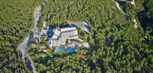 Neapoli-Sykies Hotel | Relaxing Oceanfront Retreat at Philippion - A 4-Star Escape