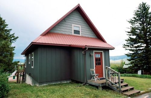 Philipsburg House | Philipsburg Getaway: Family-Friendly Fun Awaits You!