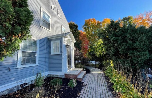 Andover Apartment | Family-Friendly Phillips Academy Andover Apartment with Parking
