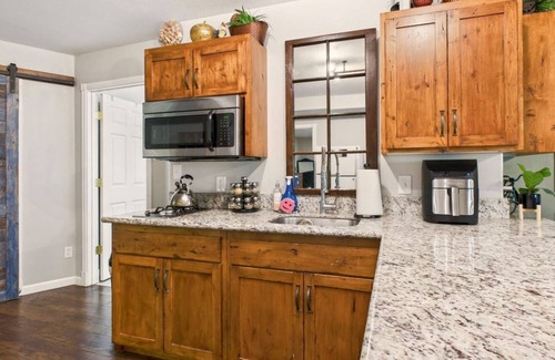 Philomath Apartment | Discover Philomath Basement: Pet-Friendly Retreat Near OSU
