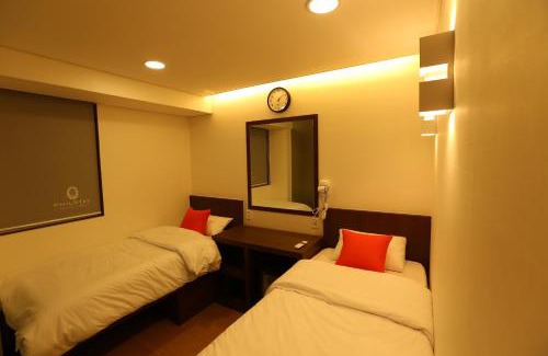 Gwanghui-dong House | Budget-Friendly Philstay Dongdaemun with Family Amenities