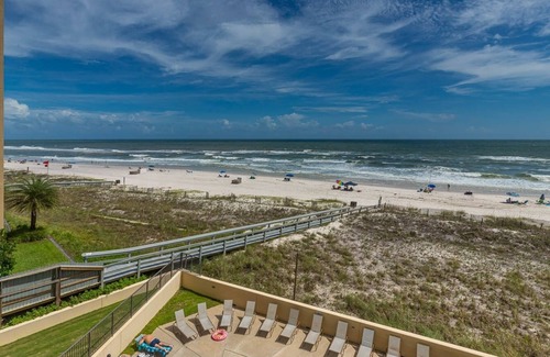 Orange Beach Condo | Oceanfront Retreat: Phoenix 4 Two-Bedroom Condo Getaway