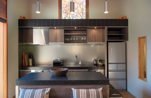 Happo House | Discover Phoenix Cocoon: 4-Star Rated with Family-Friendly Amenities