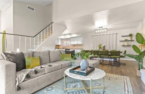 Pleasant Valley Estates House | Relaxing Phoenix Haven: Modern 4BR Retreat with Fire Pit
