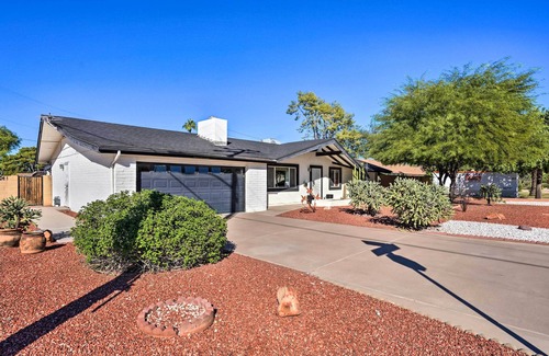 Cavalier Estates Cottage | Relaxing Phoenix Retreat with Pool and Game Room