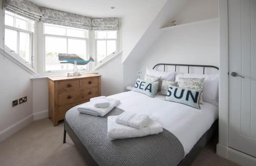 Pittenweem House | Family-Friendly Phoenix House with Pet and Child Amenities