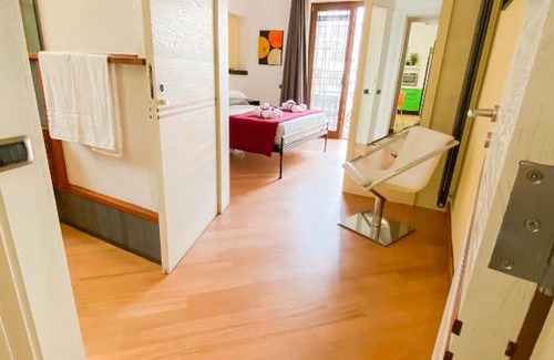 Vomero Apartment | Outstanding Phoenix House: 4-Star, Pet-Friendly Retreat