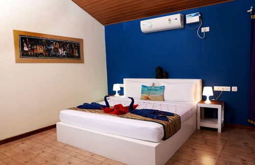 Poovar Hotel | Family-Friendly Getaway at Phoenix Island Resort