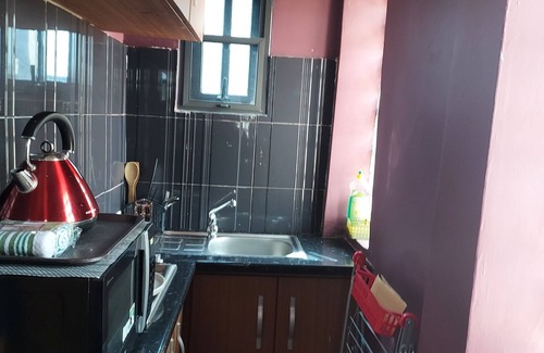 Accra Apartment | Top-Rated Phoenix Lodge with Breakfast & Family-Friendly Perks