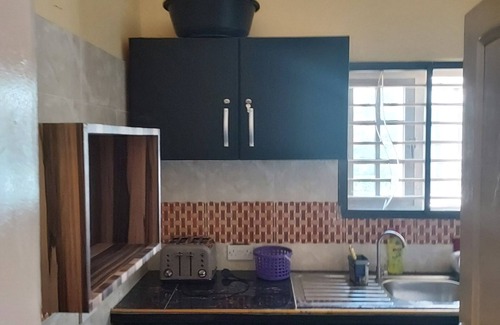 Accra Apartment | Top-Rated Phoenix Lodge with Breakfast & Family-Friendly Perks