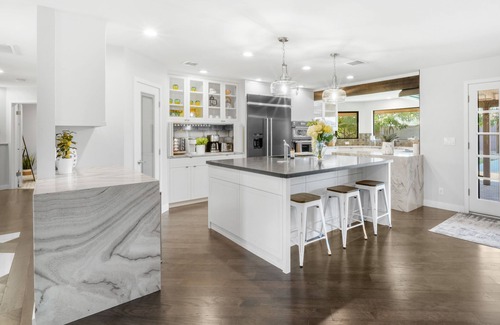 Deer Valley House | Unforgettable Phoenix Pool Retreat with BBQ & Pool Table