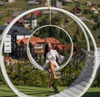 Bukovel Resort | Oceanfront Retreat at Phoenix Relax Park with Spa & Pool