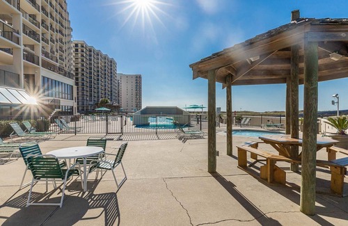 Orange Beach Condo | Oceanfront Bliss at Phoenix VII by Brett/Robinson Vacations