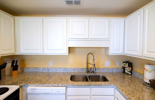 Orange Beach East Apartment | Ocean View Escape at Phoenix X Unit 302 - Rated 9.6/10