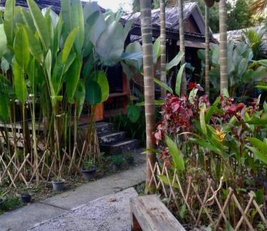 Vang Vieng Resort | Relax at Phoxay Ngam Resort: Guest Rated 7.5/10