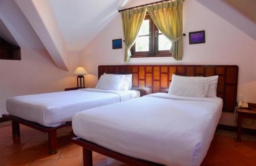 Phu Hai Beach Resort | Relax at Phu Hai Beach Resort & Spa with Pool and Ocean View
