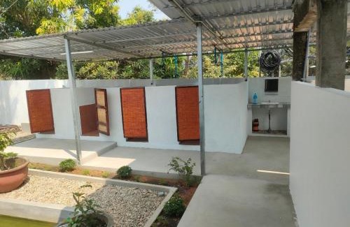 Ban Cui Hostel | Budget-Friendly PHU QUOC BACKPACKER with Pool Access