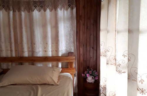 Khao Kho House | Budget-Friendly Phuchao-Ngo Resort with Breakfast & Kitchen