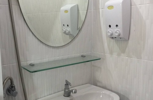 Chaloem Phra Kiat Hotel | Family-Friendly Phuengluang Resort with Kitchen Amenities