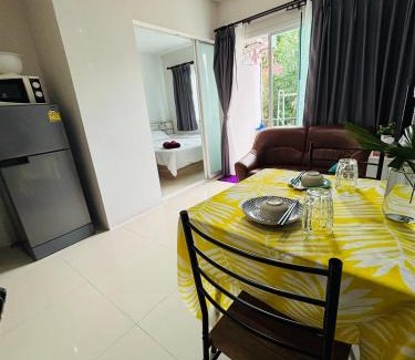 Old Phuket Town Apartment | Pet Friendly Phuket Naka Condo with Pool & Ocean View