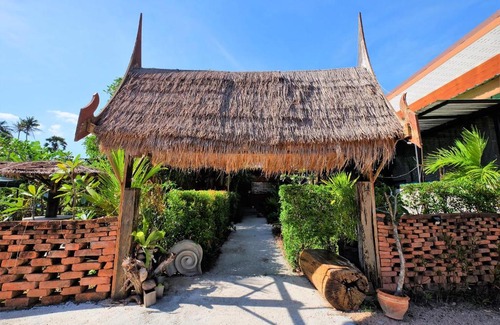 Cherngtalay Hotel | Discover Phuket Numnoi: Guest Rated 9/10 with Breakfast