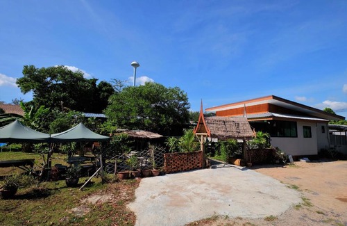 Cherngtalay Hotel | Discover Phuket Numnoi: Guest Rated 9/10 with Breakfast