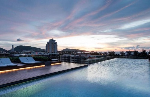 Patong Apartment | Guest Rated 10/10: Phuket Property with Pool & Hot Tub