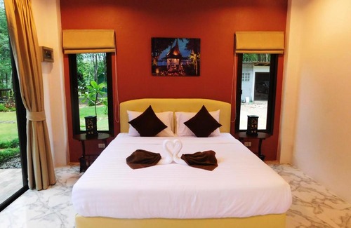 Sa Khu Resort | Experience Phuket Sirinapha Resort: Top-Rated Oceanfront Retreat