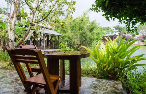 Thep Kasattri Villa | Family-Friendly Phuket Thaihouse Villa with Pool & Kitchen