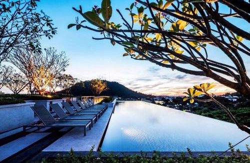 Talat Yai Apartment | Relaxing Phuket Town Retreat with Infinity Pool & Gym