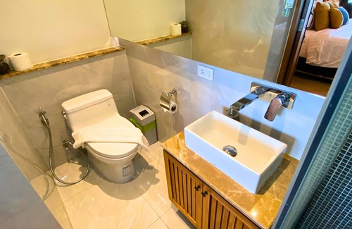 Chalong Hotel | Guest Rated: 10/10 at Phuket View Coffee and Resort
